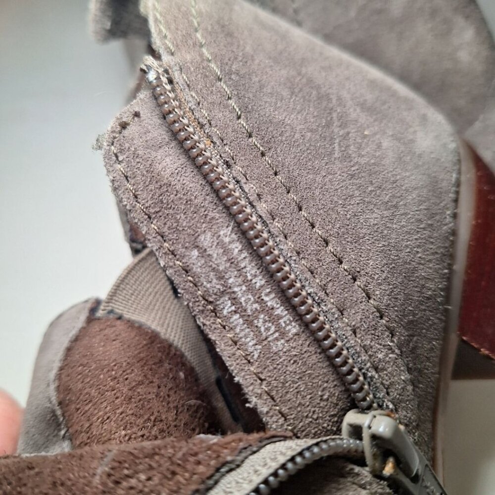 Diba Ankle Booties Low Heel Brown Zip Womens‎ US 6 Faux Suede - Picture 5 of 9